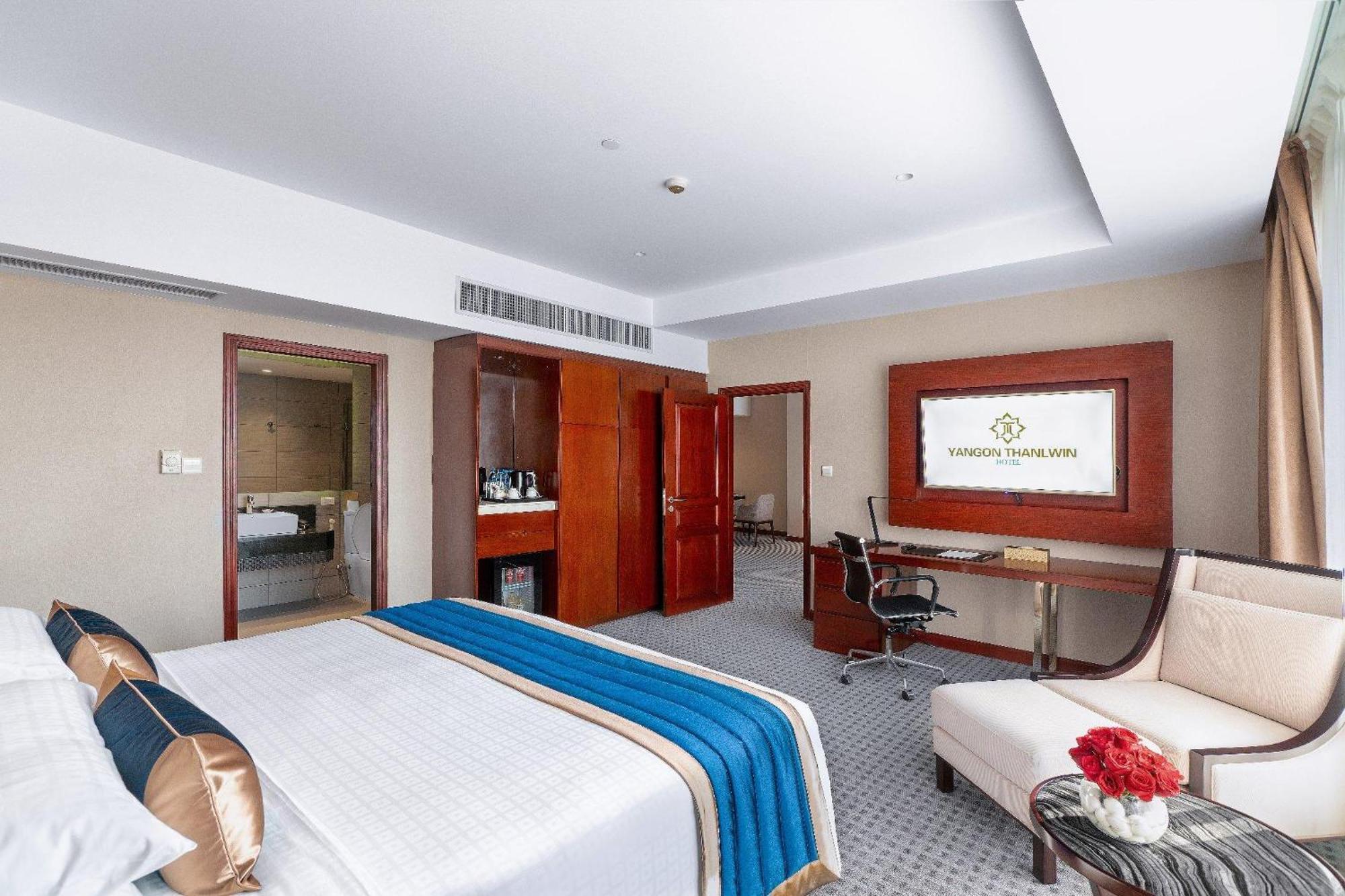 Yangon Thanlwin Hotel Экстерьер фото