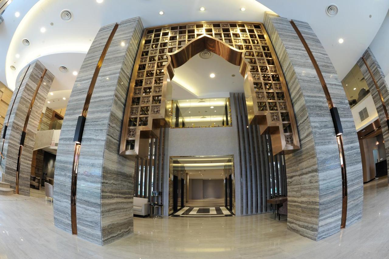 Yangon Thanlwin Hotel Экстерьер фото